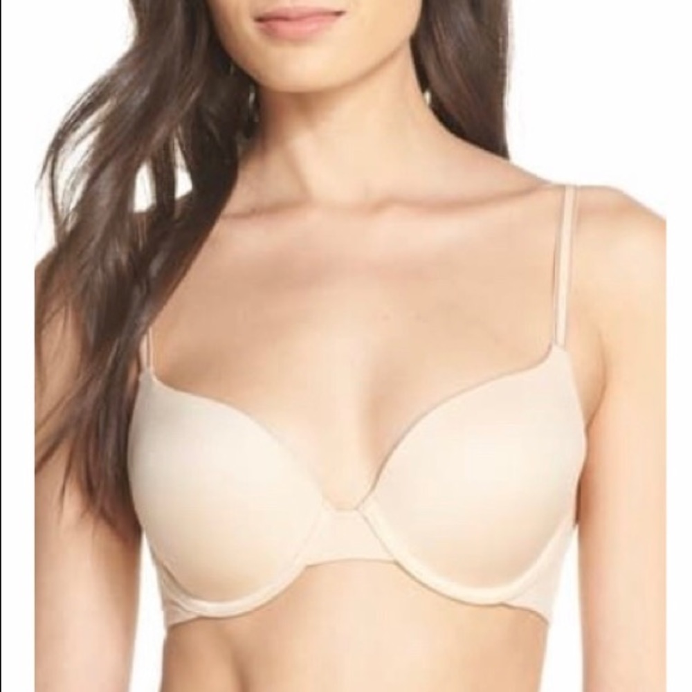 BP Sz 32DD Flawless Convertible Nude T-Shirt Bra